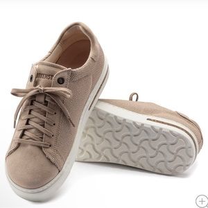 Birkenstock Bend Sandcastle suede‎ canvas 41 med/narrow width like new condition